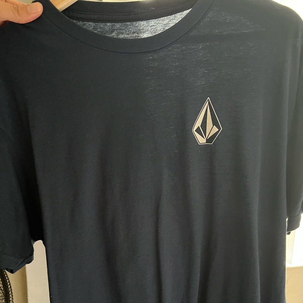 Mens Volcom T shirt